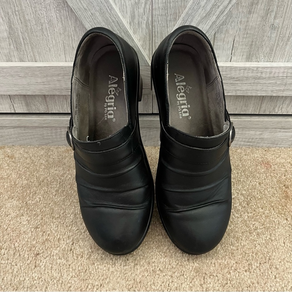 Black Allegra by PG lite shoes Size 7, slip on’s